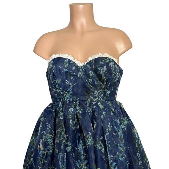 SELKIE The French Puff Corset Dress, Cassiopeia, Small - Picture 13 of 14